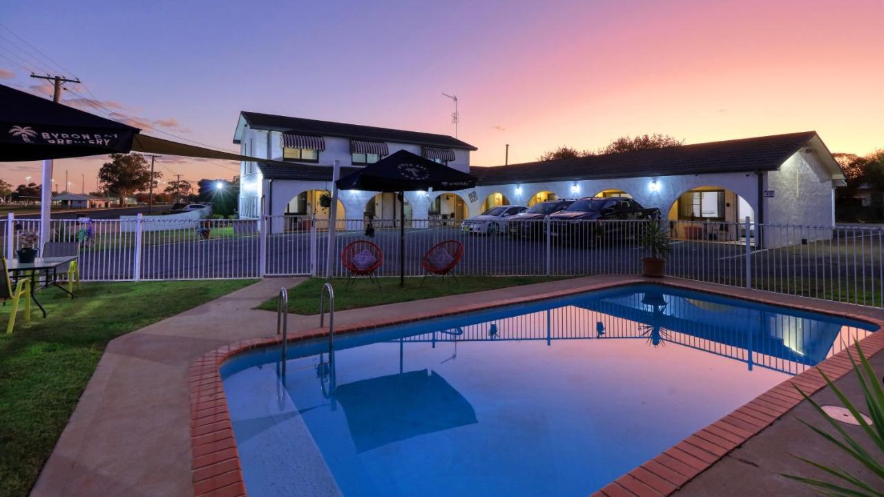 Parkes Federation Motel Exterior foto